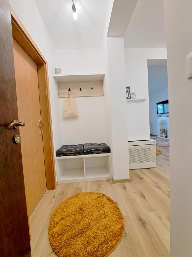 Apartman Karmen โวดีเซ ภายนอก รูปภาพ