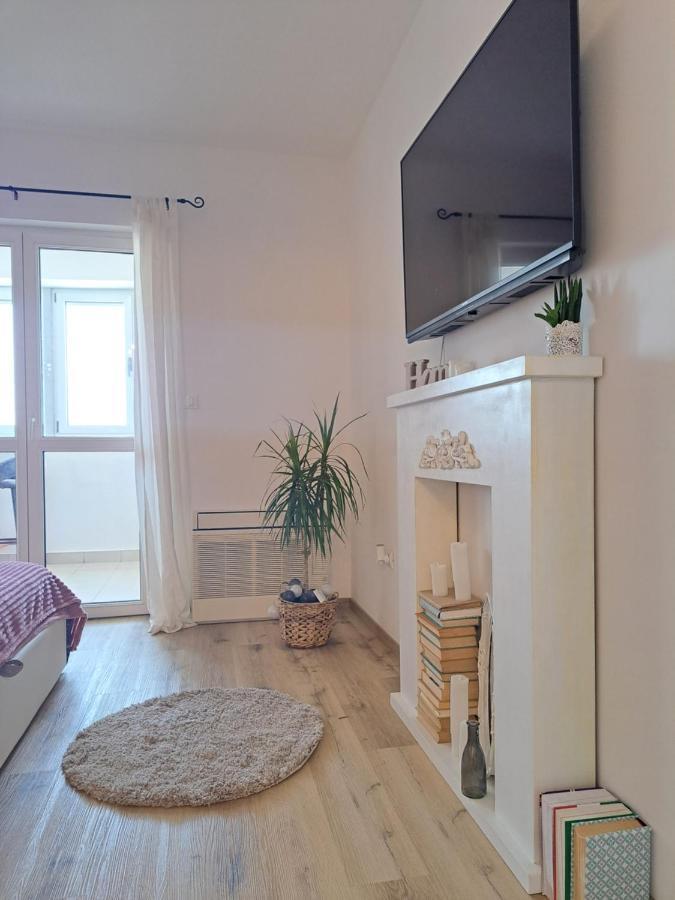 Apartman Karmen โวดีเซ ภายนอก รูปภาพ